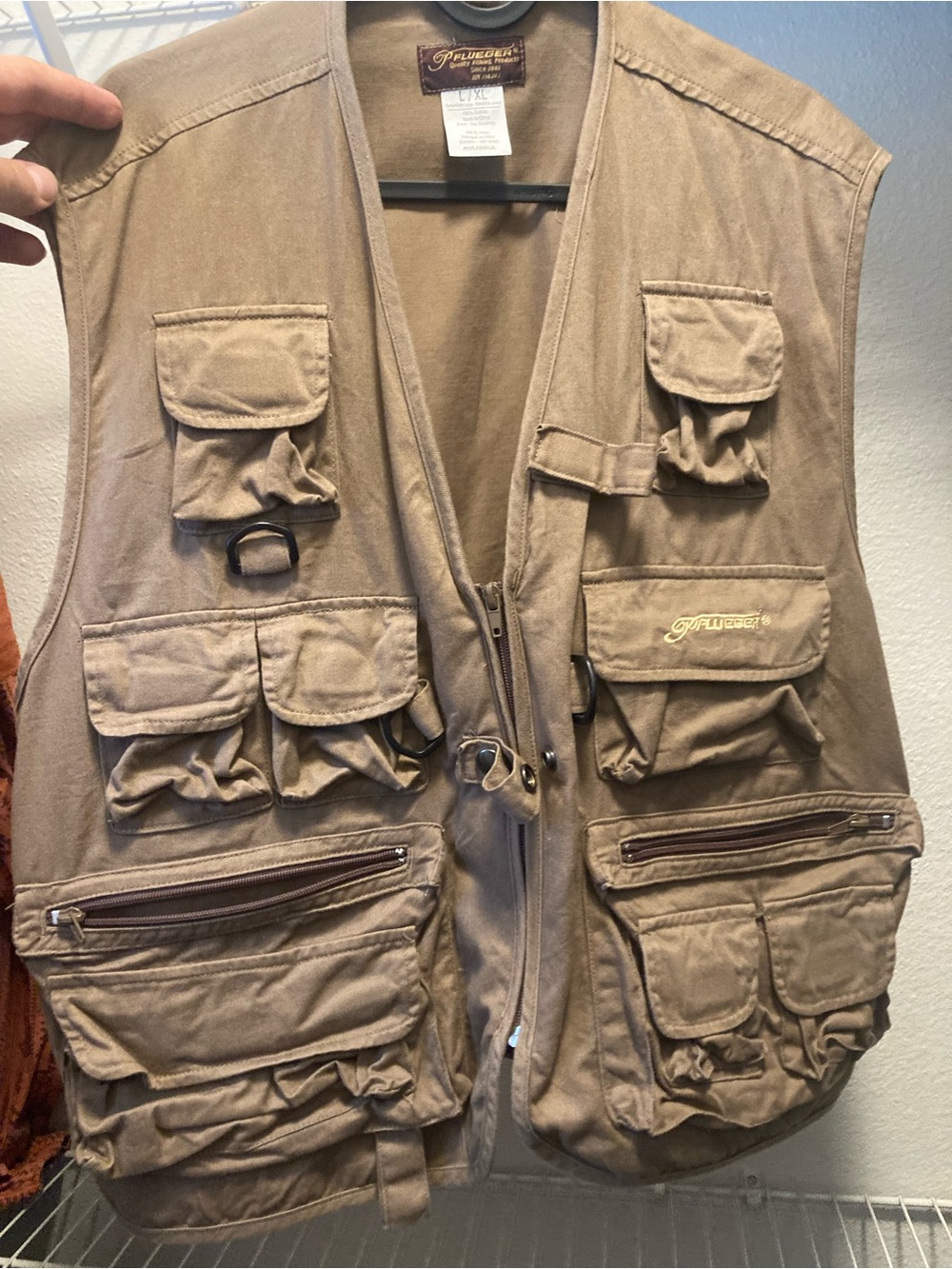 Vintage Pflueger Tan Multi-Pocket Utility Fishing Vest - Men's
